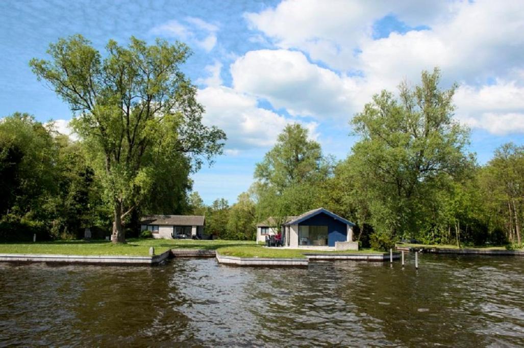 Hotel Bungalow Op Eiland Loosdrecht Exteriér fotografie